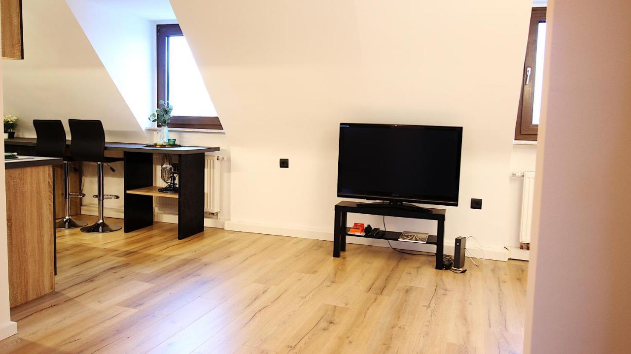 Central City Apartment - Direct View Of Main And Fortress Wurzburg Bagian luar foto